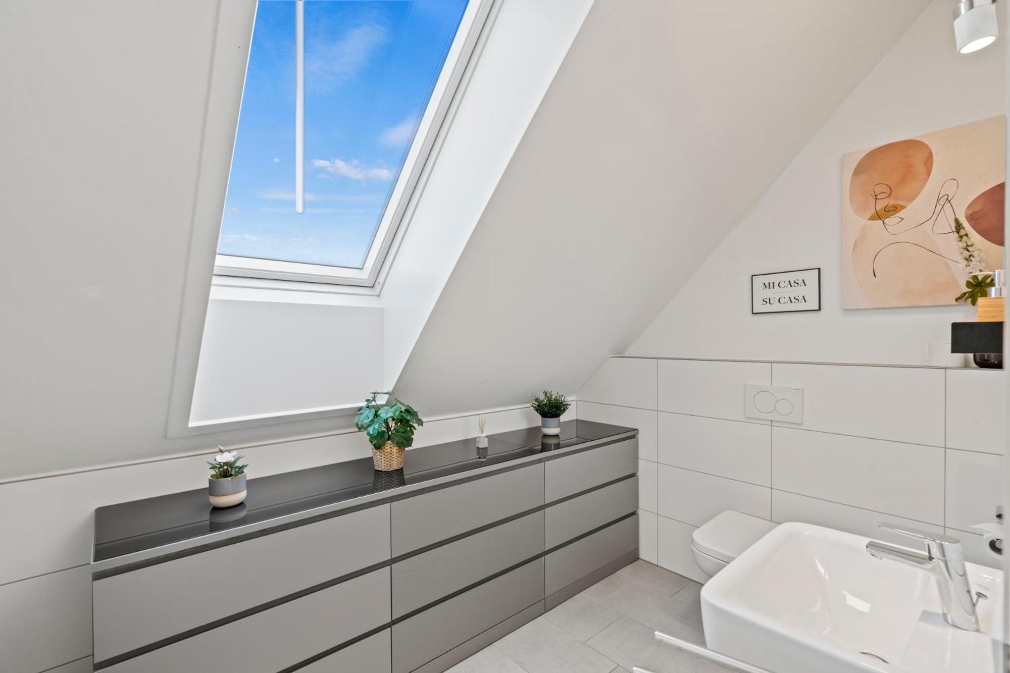Apartment Seeview Maisonette In Direkter Seenaehe Friedrichshafen